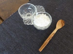 salt pinch pot underside